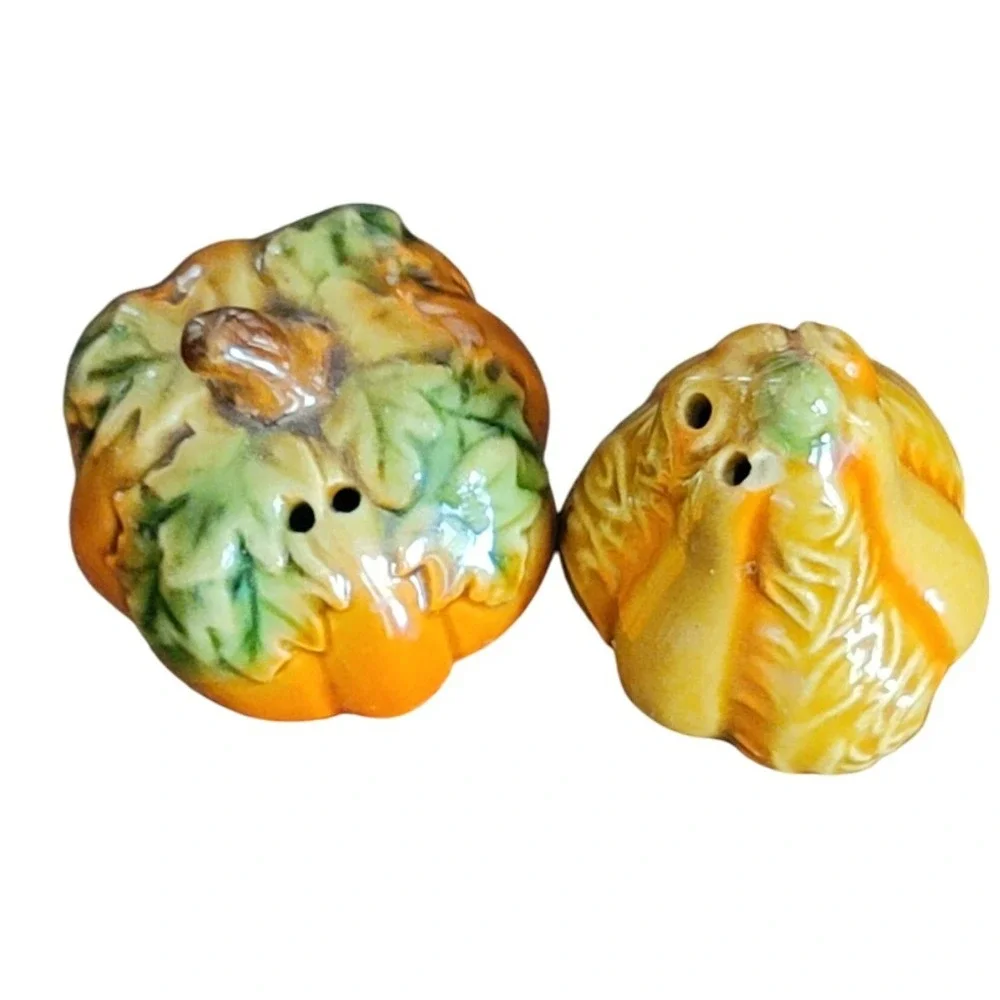 Autumn Harvest Ceramic Pumpkin Teapot w/ 2 Salt  Pepper Sets Seasonal Home Decor